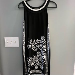 Black and white mini detailed dress